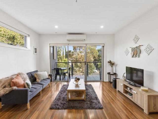 Apartment for sale in Camerons Creek, Victoria