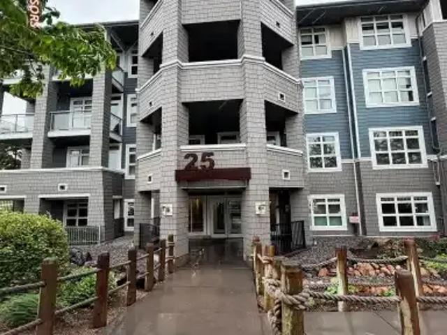 Condo for rent in Northwest, Alberta