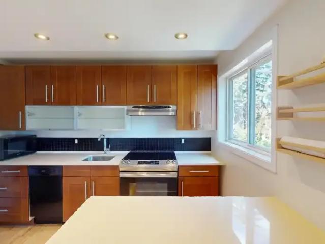 Condo for rent in Northwest, Alberta