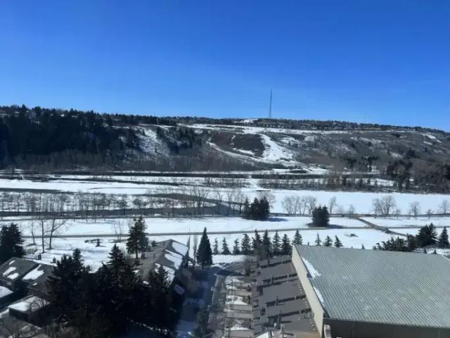Condo for rent in Northwest, Alberta