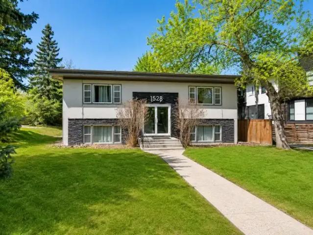 Condo for rent in Northwest, Alberta