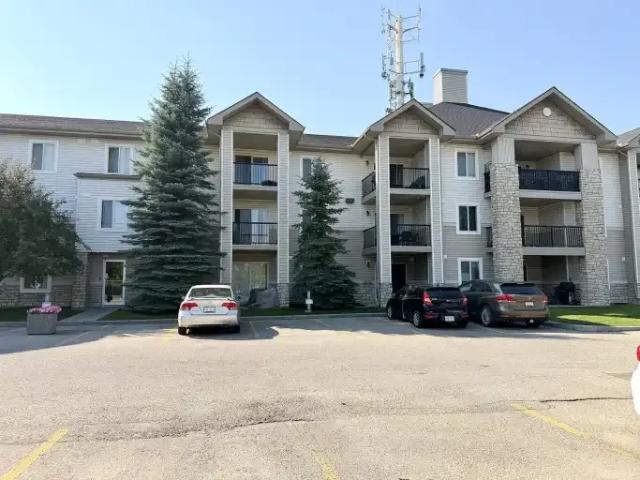 Condo for rent in Northwest, Alberta