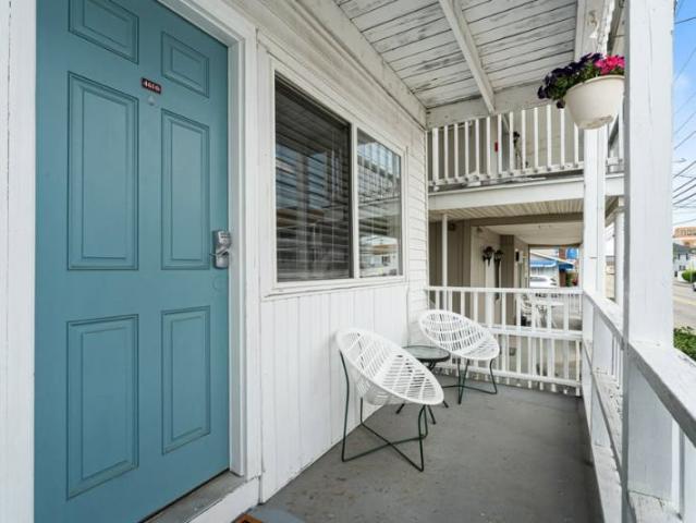 Room for rent in Old Orchard Beach, Maine
