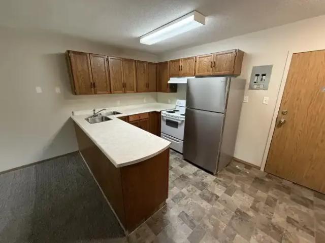 Condo for rent in Cherry Grove, Alberta