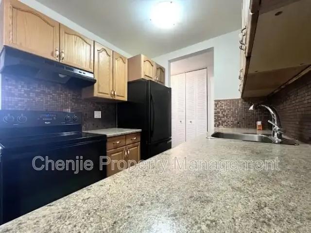 Condo for rent in Wedgewood, Alberta