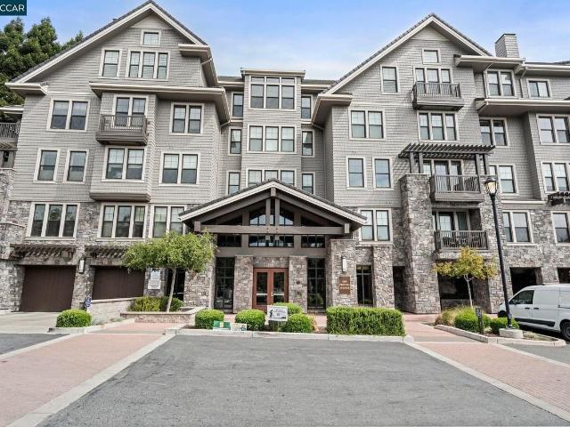 Condo for rent in Lafayette