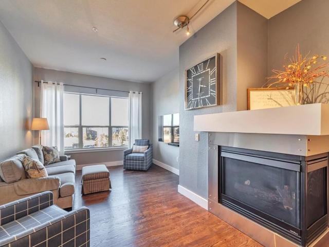Condo for rent in Inverness, Illinois