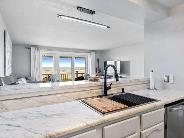 Condo for rent in Maine