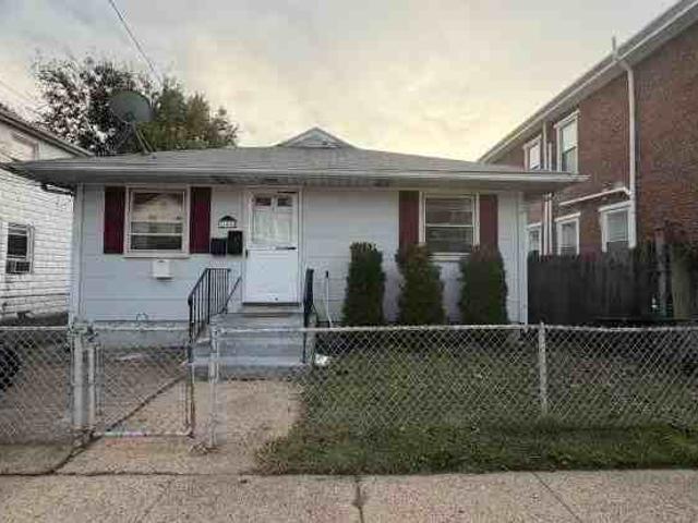 Condo for rent in Burlington, Burlington County