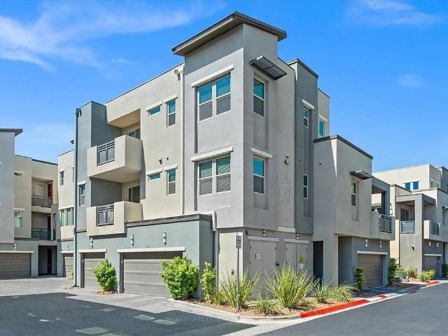 Condo for rent in Nevada