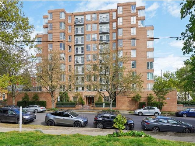 Condo for rent in Oregonia