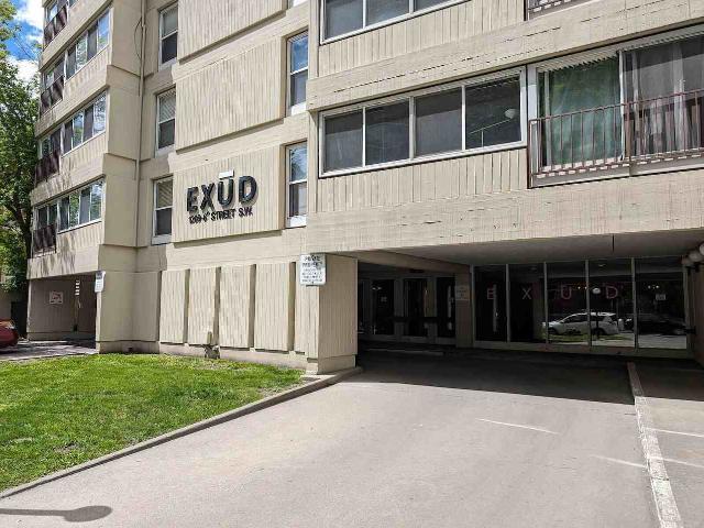 Condo for rent in Northwest, Alberta