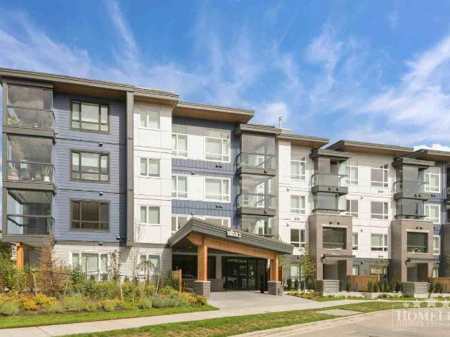 Condo for rent in Surrey, British Columbia
