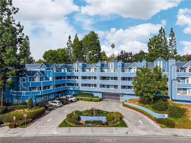 Condo for rent in Fullerton, California