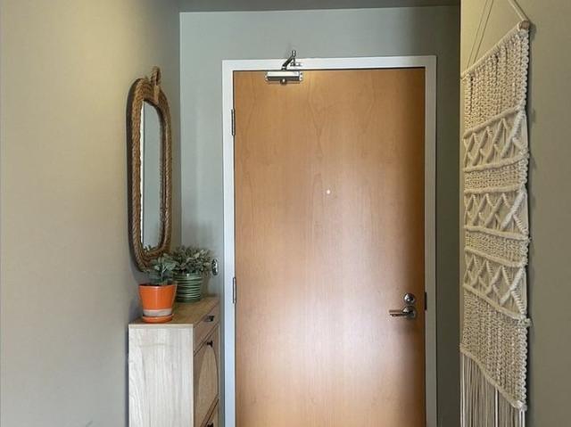 Condo for rent in Mt. Hope, Kitchener