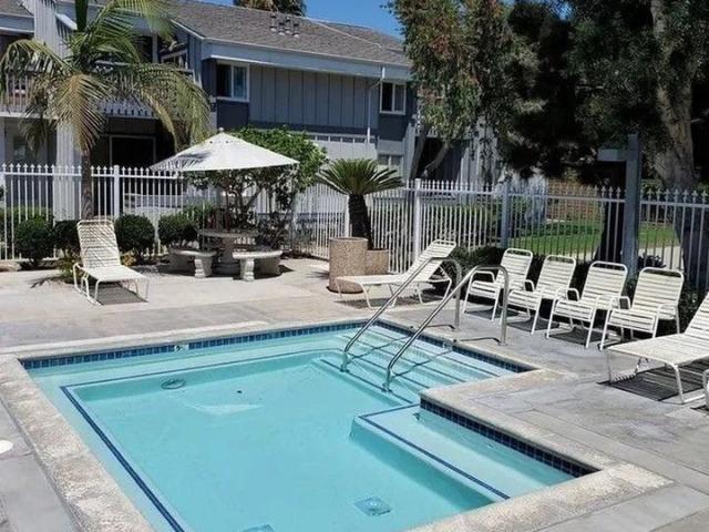 Condo for rent in Huntington Beach, California