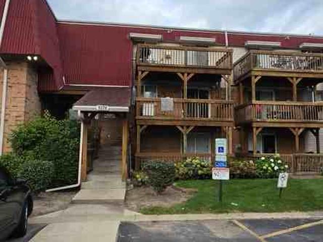 Condo for rent in Aurora, Illinois