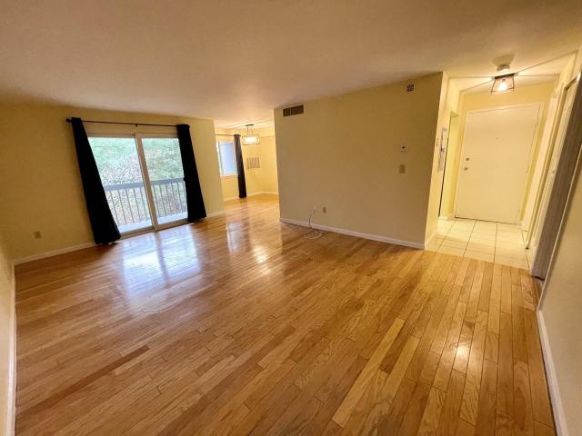 Condo for rent in Hingham, Plymouth County