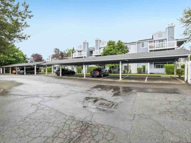 Condo for rent in Pacific Ridge, Des Moines