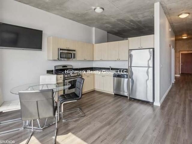 Condo for rent in Chicago Park, Illinois