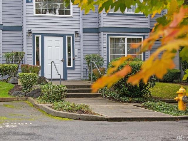 Condo for rent in Washington