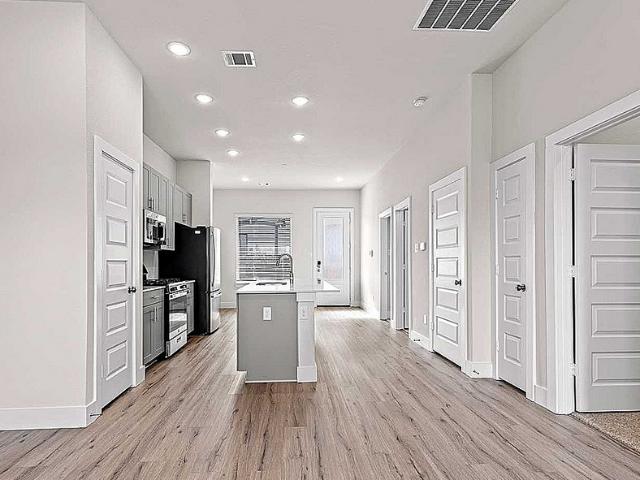 Condo for rent in Arlington, Texas