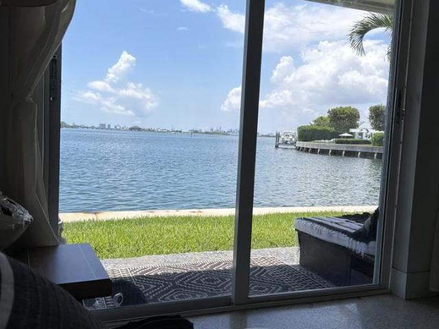 Condo for rent in North Miami, Florida