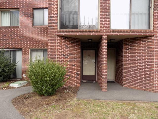 Condo for rent in Bristol, Connecticut