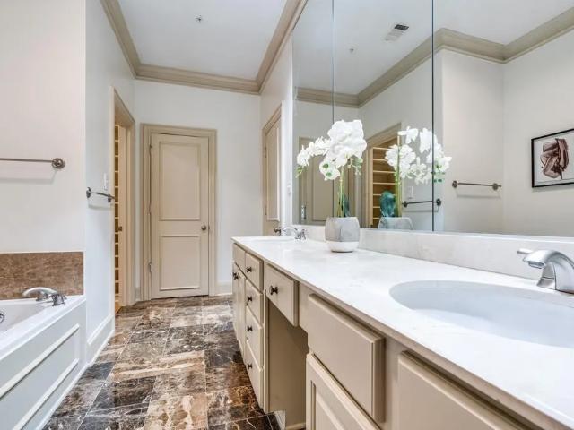 Condo for rent in Dallas, Texas