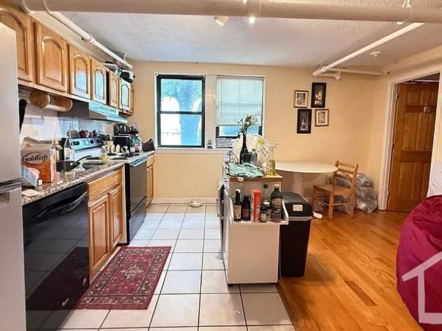 Condo for rent in Brighton, Boston
