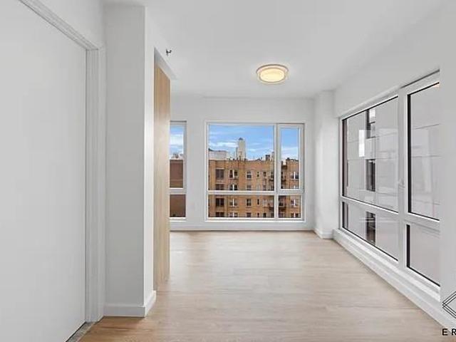 Condo for rent in Arverne, New York