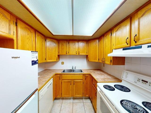 Condo for rent in Northwest, Alberta