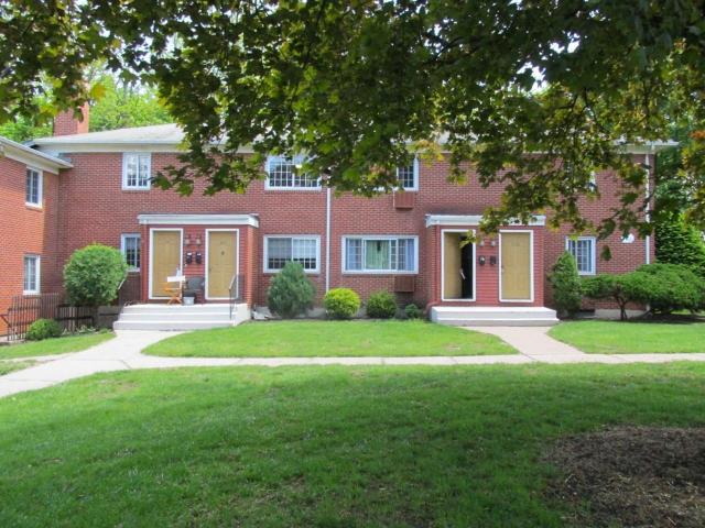 Condo for rent in Manchester, Connecticut