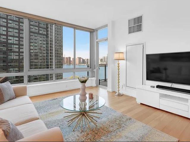 Condo for rent in Arverne, New York