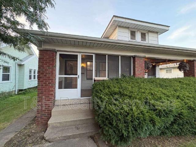 Condo for rent in Near Eastside, Camby