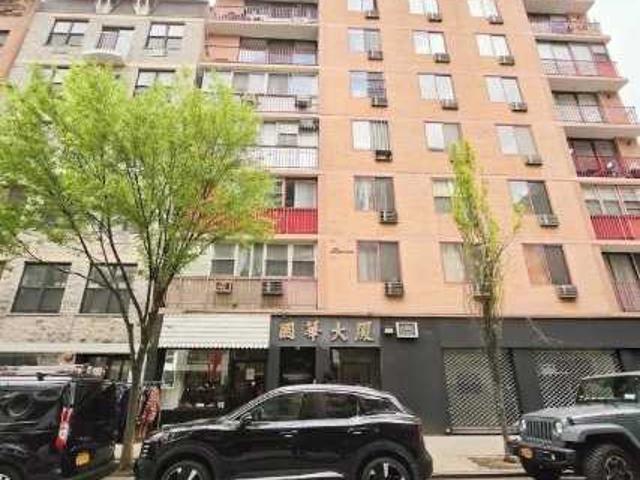 Condo for rent in Arverne, New York