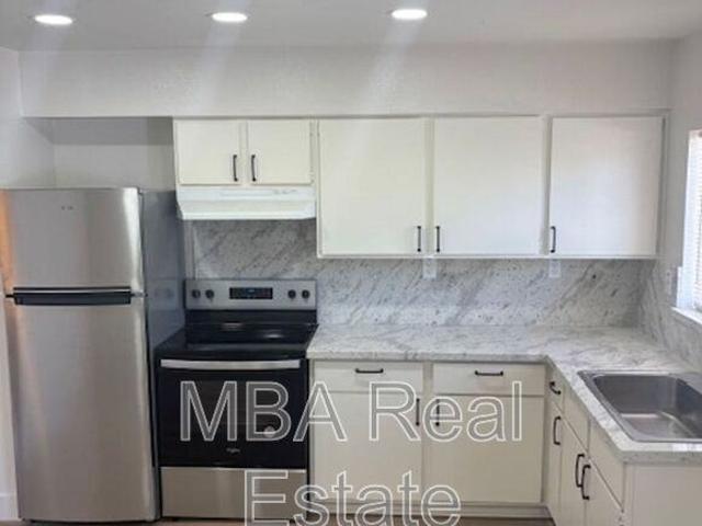 Condo for rent in Phoenix