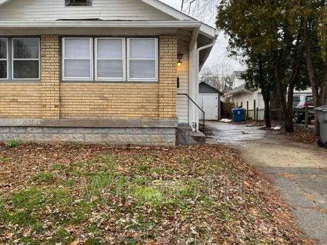 Condo for rent in Camby, Indiana