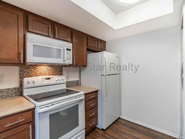 Condo for rent in Phoenix