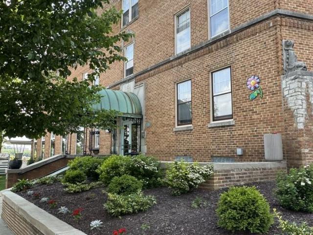 Condo for rent in Wauwatosa, Wisconsin