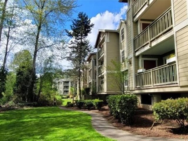 Condo for rent in Kenmore, Washington