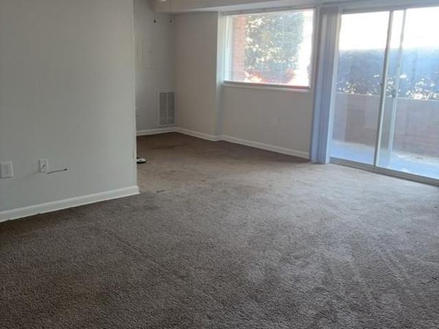 Condo for rent in Virginia