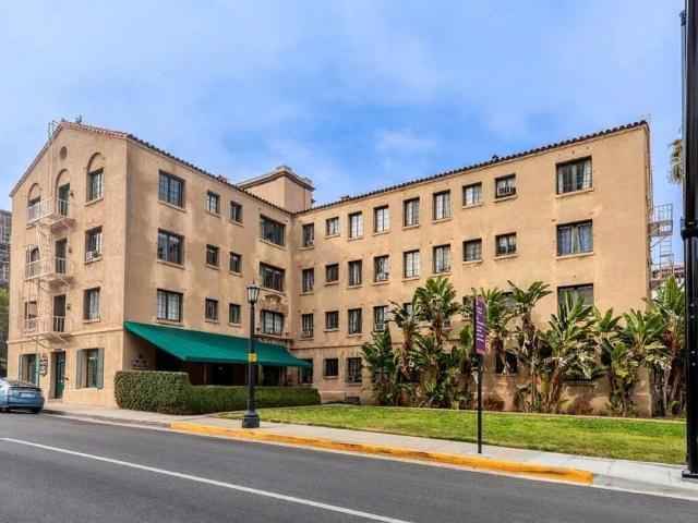 Condo for rent in Pasadena, California