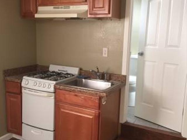 Condo for rent in Oakland, California