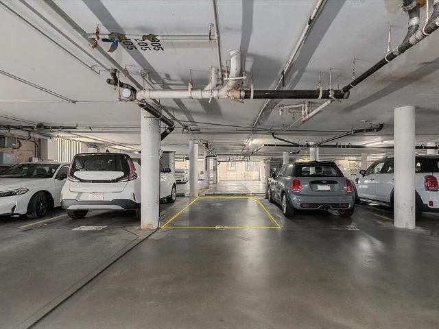 Condo for rent in Canoga Park, California