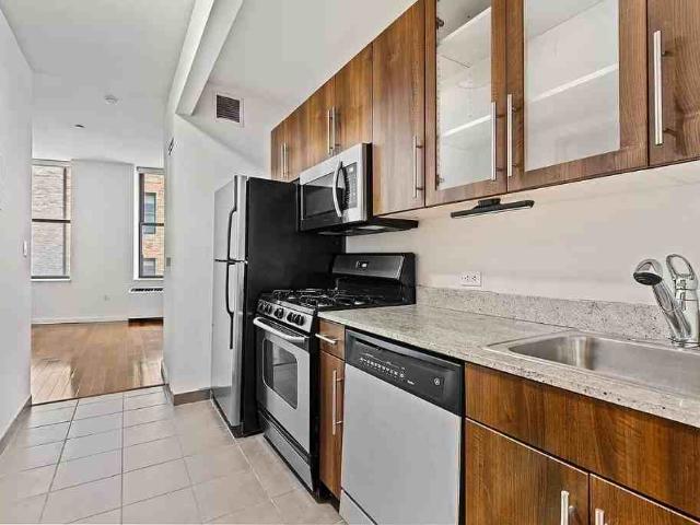 Condo for rent in Arverne, New York