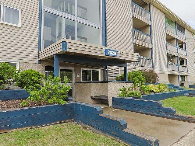 Condo for sale in Wedgewood, Alberta