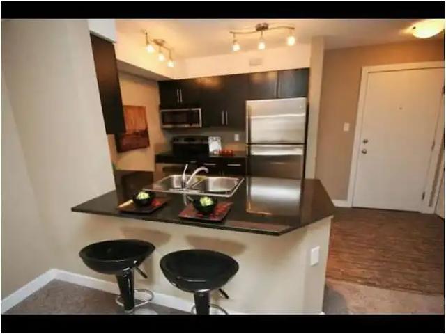 Condo for rent in Heritage Point, Edmonton