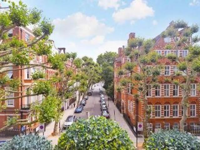 Apartment for sale in Knightsbridge, Greater London