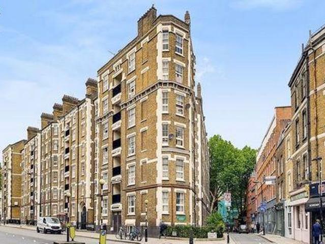 Apartment for sale in Knightsbridge, Greater London